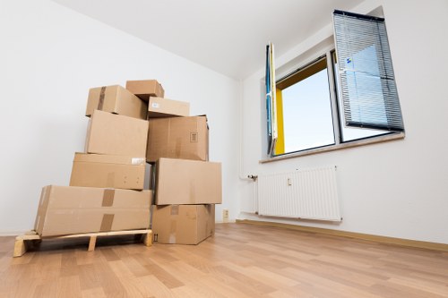 Careful moving support for a flat or apartment removal