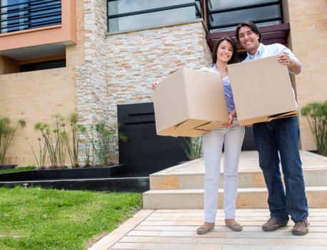 Removal van service for flat and home relocations